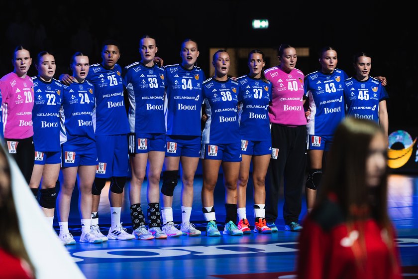 Drużyna Islandii ustawiona w szeregu przed spotkaniem. Polska – Islandia, Katowice, 24.10.2026.